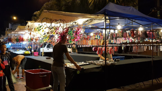 pasar-karat-night-market-2